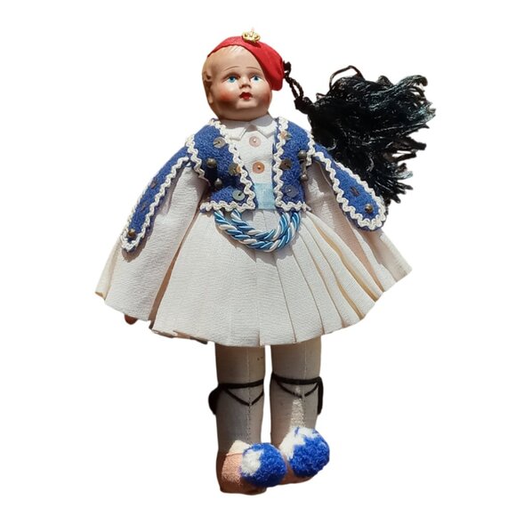 Vintage Collectible Doll - Picture 6 of 15